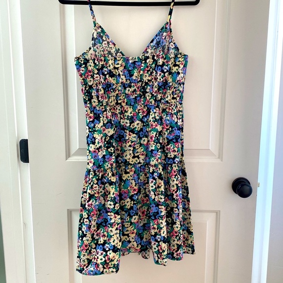NWOT RAILS Carmen Smock Waist Sundress in Multi Floral Print - Picture 14 of 15
